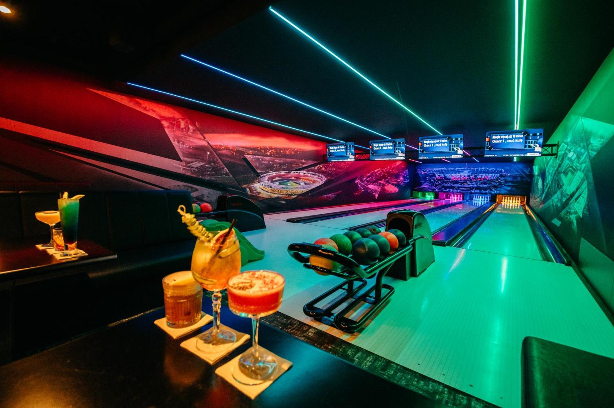 Hotel Wiki Sanok Events & Bowling Esterno foto